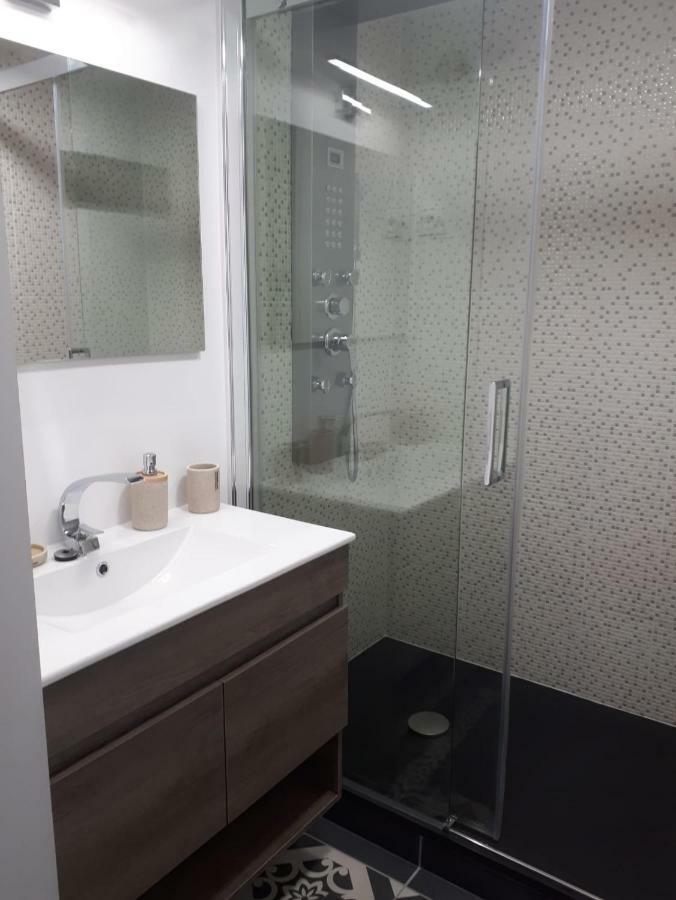 Appartement Cosy - Les Ecureuils Арес Экстерьер фото